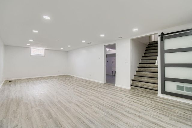 6807 Quail Avenue N, Brooklyn Center, MN 55429