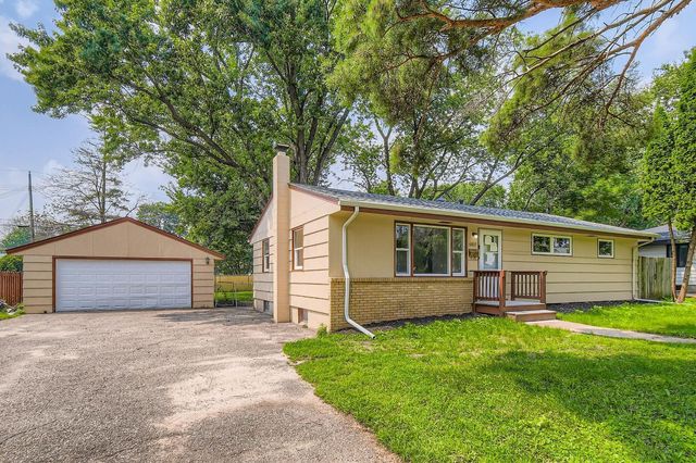 6807 Quail Avenue N, Brooklyn Center, MN 55429