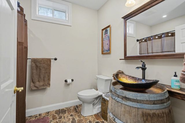 231 Smith Hill Road, Franklin, NH 03235