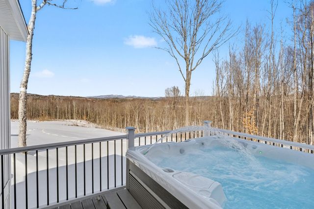 231 Smith Hill Road, Franklin, NH 03235