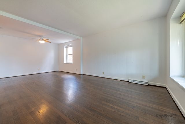 10933 S Avenue H, Chicago, IL 60617
