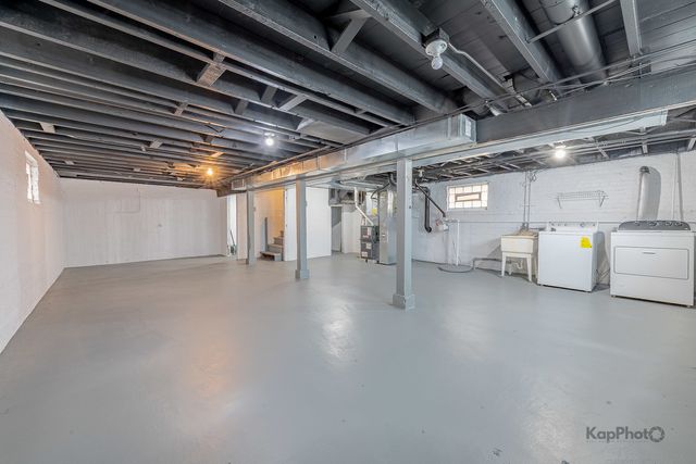 10933 S Avenue H, Chicago, IL 60617