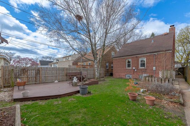 10933 S Avenue H, Chicago, IL 60617