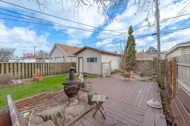 10933 S Avenue H, Chicago, IL 60617