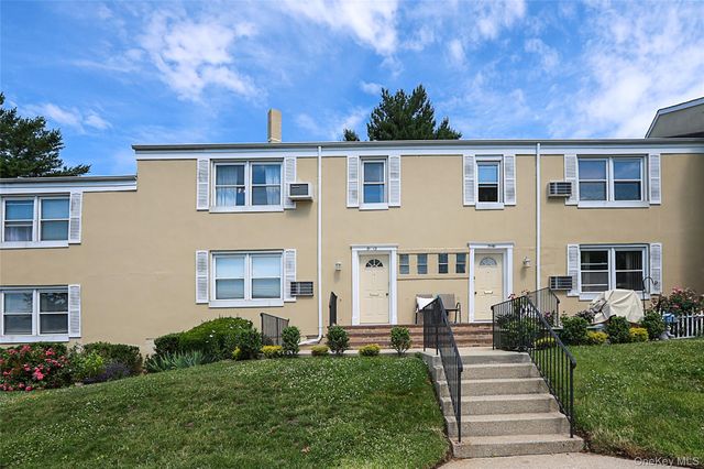 71-12 252nd Street 71B, Bellerose, NY 11426