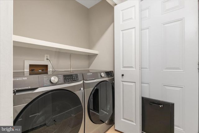 1002 KERGE CT SE, Vienna, VA 22180