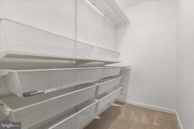 1002 KERGE CT SE, Vienna, VA 22180