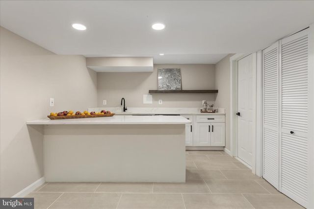 1002 KERGE CT SE, Vienna, VA 22180