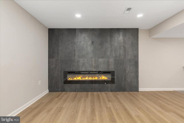 1002 KERGE CT SE, Vienna, VA 22180