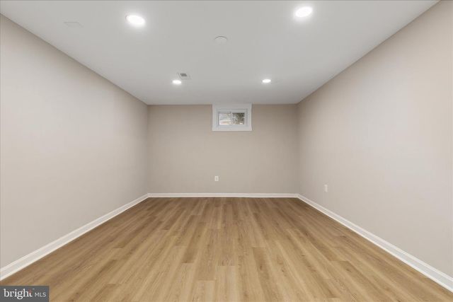 1002 KERGE CT SE, Vienna, VA 22180