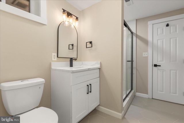 1002 KERGE CT SE, Vienna, VA 22180