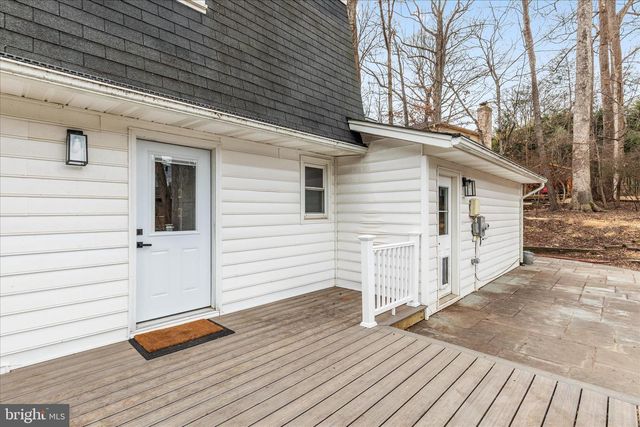 1002 KERGE CT SE, Vienna, VA 22180