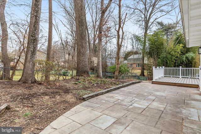 1002 KERGE CT SE, Vienna, VA 22180