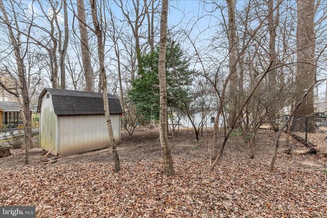 1002 KERGE CT SE, Vienna, VA 22180