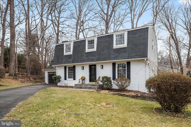 1002 KERGE CT SE, Vienna, VA 22180