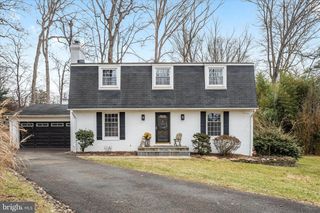 1002 KERGE CT SE, Vienna, VA 22180