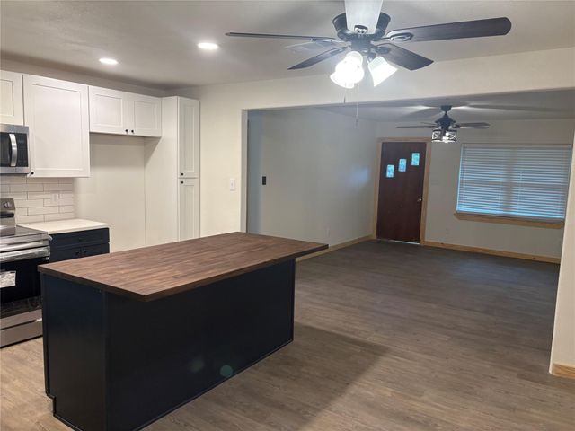 1845 Shepherd Street, Hempstead, TX 77445