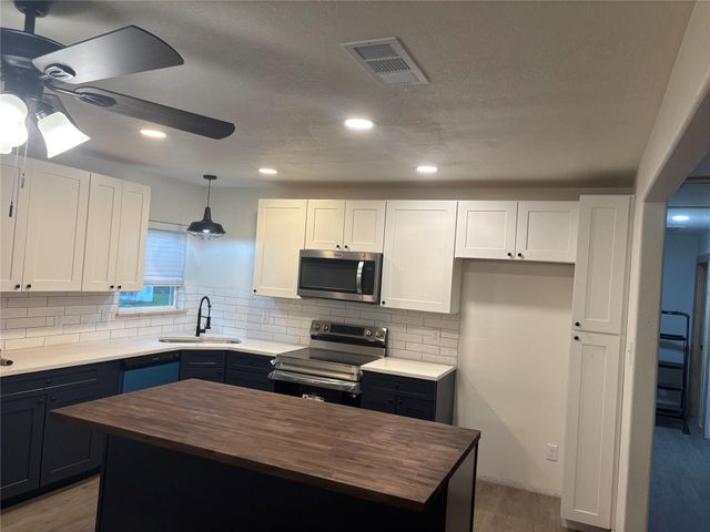 1845 Shepherd Street, Hempstead, TX 77445