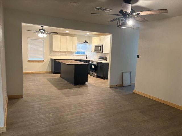 1845 Shepherd Street, Hempstead, TX 77445