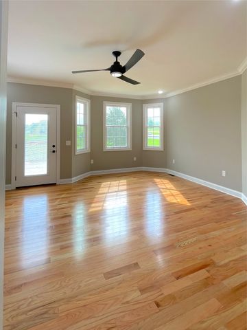 2005 Foster Cir, Cookeville, TN 38501