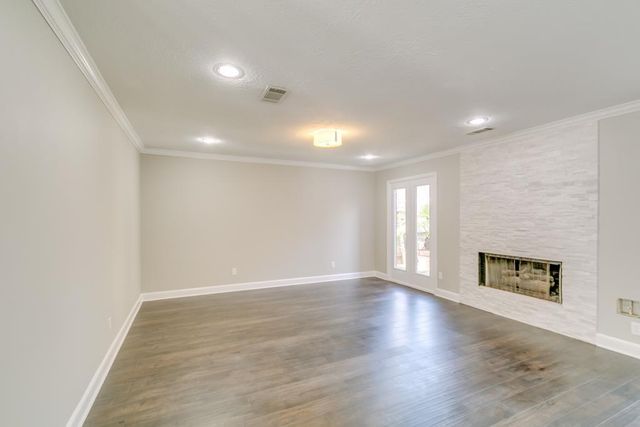 14022 Ragus Lake Drive, Sugar Land, TX 77498