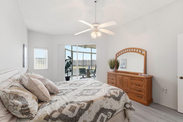 7478 GRANVILLE Drive 406, Tamarac, FL 33321