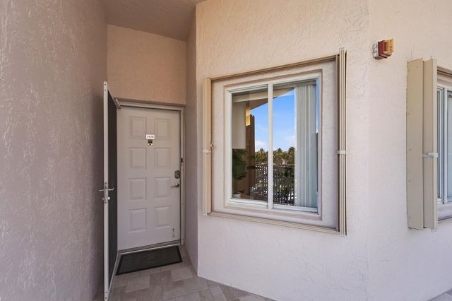 7478 GRANVILLE Drive 406, Tamarac, FL 33321