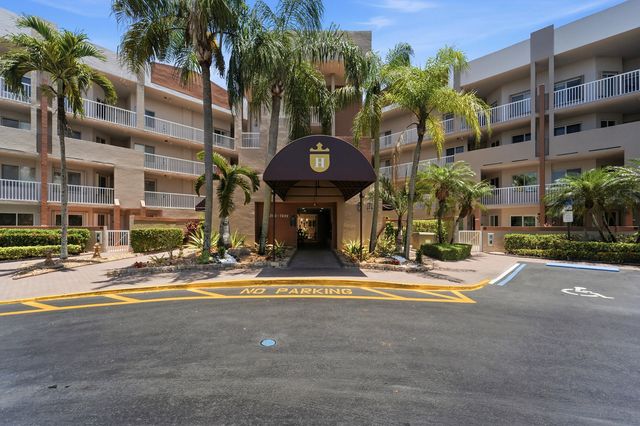 7478 GRANVILLE Drive 406, Tamarac, FL 33321