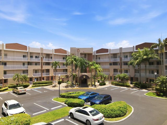 7478 GRANVILLE Drive 406, Tamarac, FL 33321