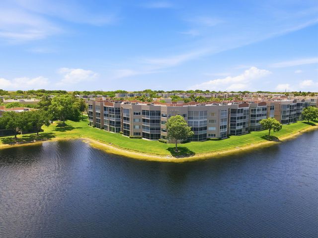 7478 GRANVILLE Drive 406, Tamarac, FL 33321