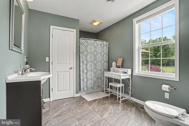 1100 S YORK, Dillsburg, PA 17019