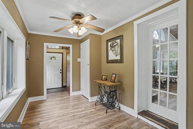 1100 S YORK, Dillsburg, PA 17019