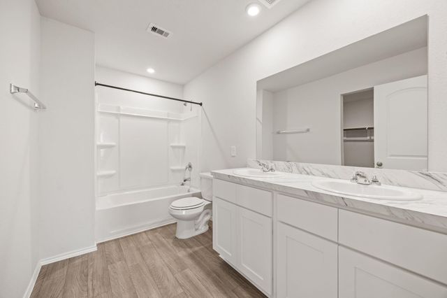 239 Road 5821, Cleveland, TX 77327