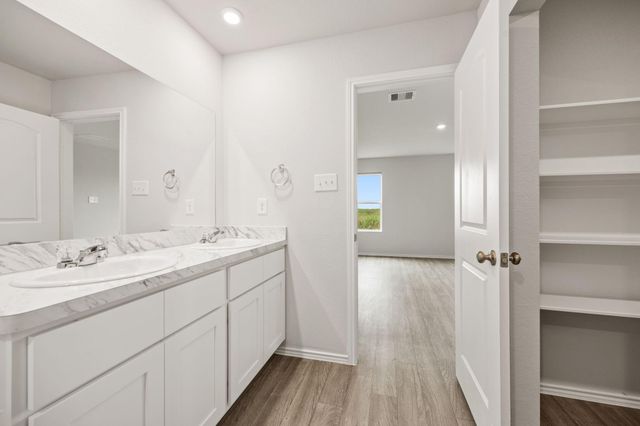 239 Road 5821, Cleveland, TX 77327