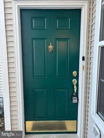 57 WINDSOR POND RD, Princeton Junction, NJ 08550