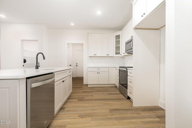 3258 Yorkshire Circle, Sanford, NC 27332