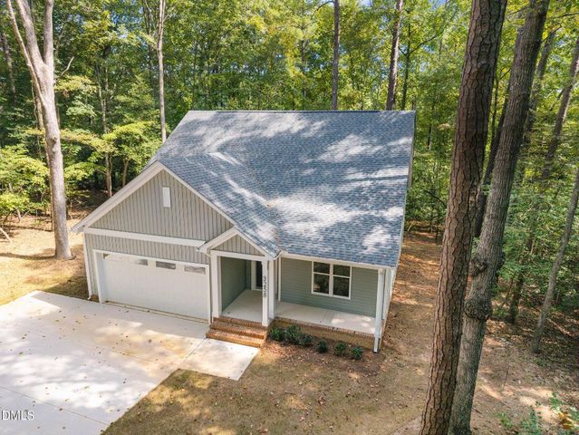 3258 Yorkshire Circle, Sanford, NC 27332