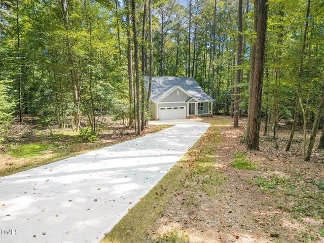 3258 Yorkshire Circle, Sanford, NC 27332