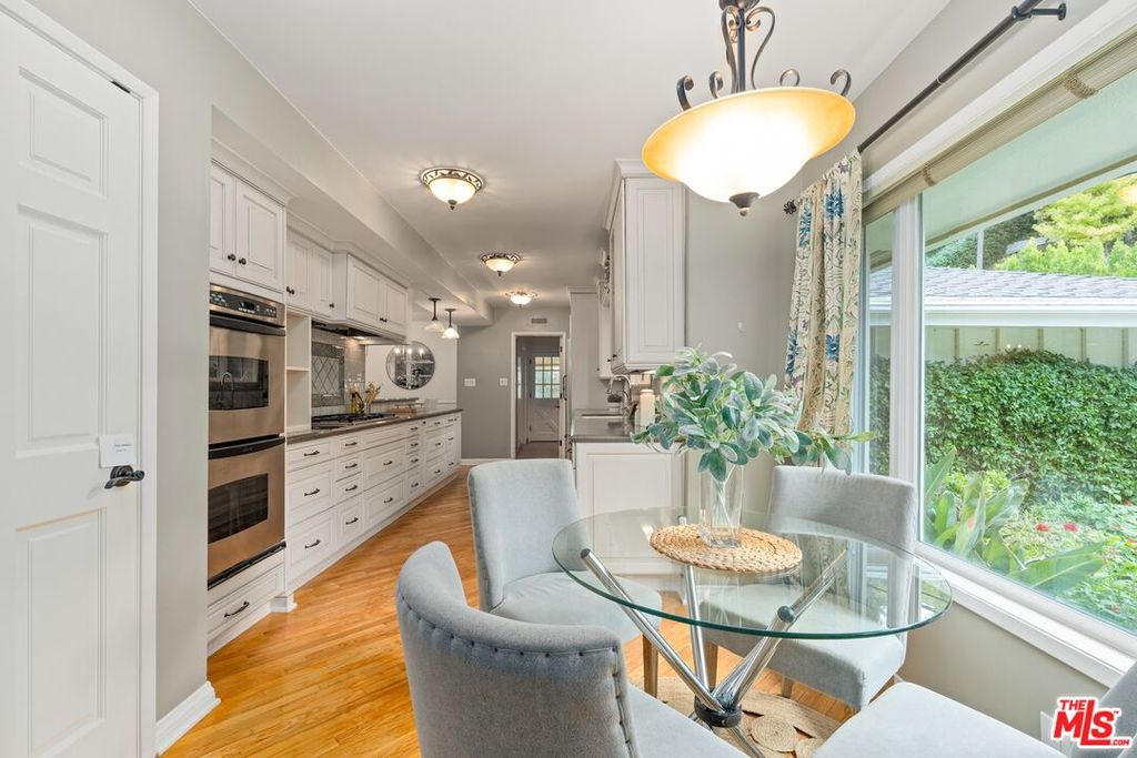 Image 23 of property listing at 2717 Ellison Dr, Beverly Hills, CA 90210