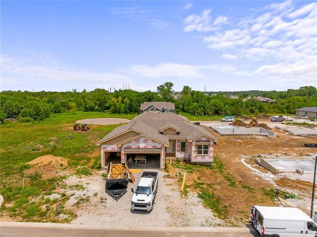 25016 W 89th Terrace, Lenexa, KS 66227