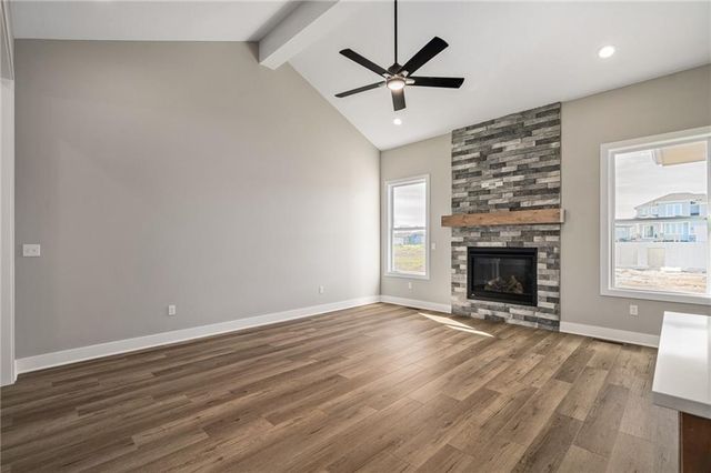 25016 W 89th Terrace, Lenexa, KS 66227