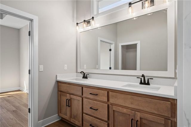 25016 W 89th Terrace, Lenexa, KS 66227