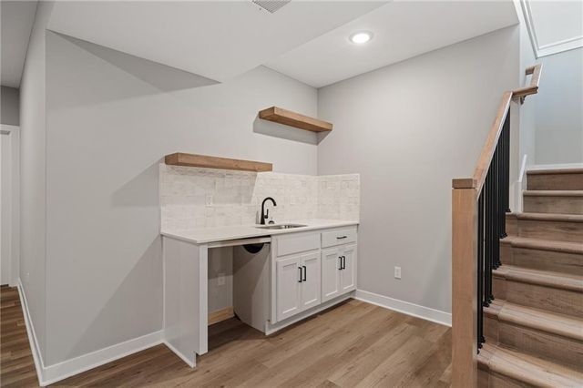 25016 W 89th Terrace, Lenexa, KS 66227