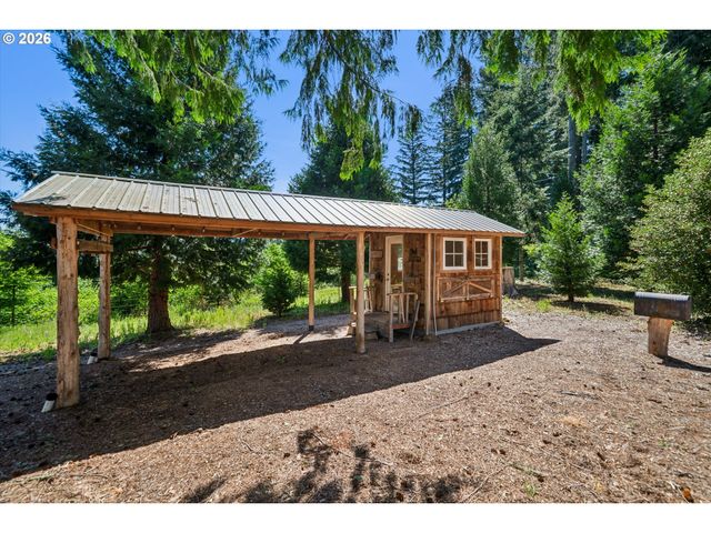 37945 Se TUMALA MOUNTAIN Rd, Estacada, OR 97023