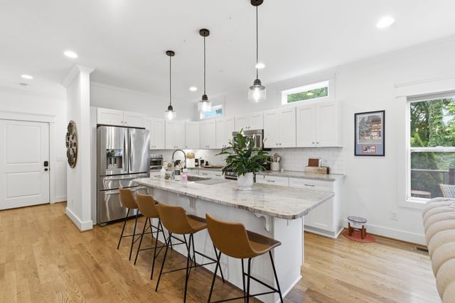 4010 Burrus St, Nashville, TN 37216
