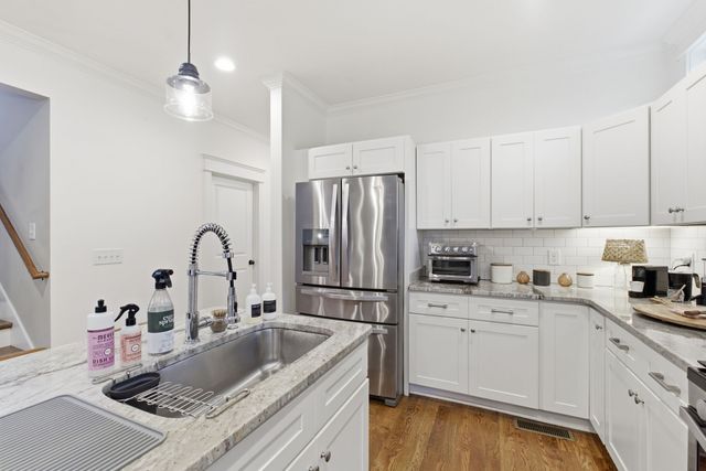 4010 Burrus St, Nashville, TN 37216