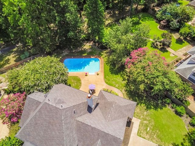 897 E SURREY OAKS CV E, Collierville, TN 38017
