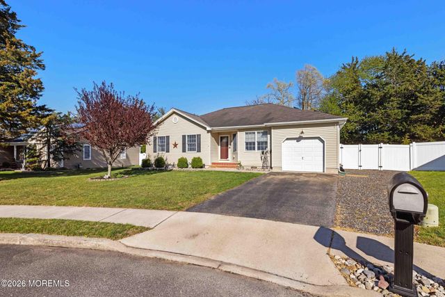 7 Sandy Court, Little Egg Harbor, NJ 08087
