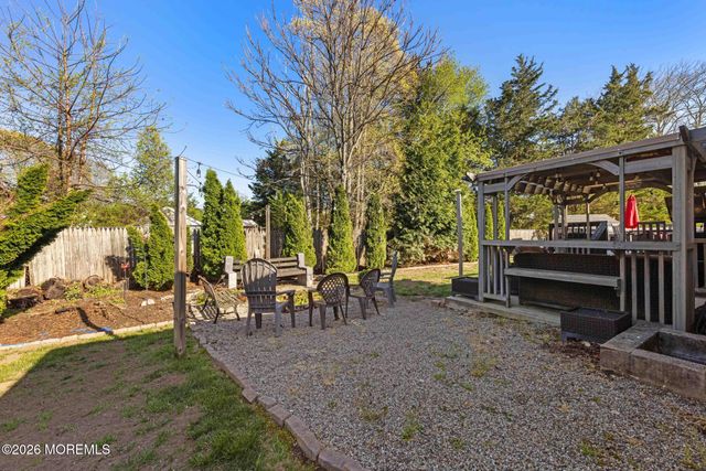 7 Sandy Court, Little Egg Harbor, NJ 08087