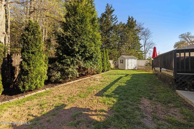 7 Sandy Court, Little Egg Harbor, NJ 08087